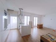 Apartamento T3 remodelado, equipado e Varanda ? Benfica...