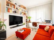 Apartamento T3 remodelado no Centro Histrico de Pao de...