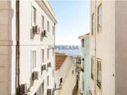 Apartamento T3 remodelado para venda em São Vicente, Lisboa