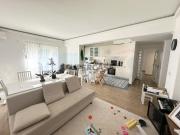 Apartamento T3 Remodelado Póvoa de Santa Iria, Lisboa