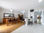 Apartamento T3 Renovado c/ Garagem Fechada & Varandas...