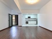 Apartamento T3 Renovado com Varanda e Garagem no Centro...