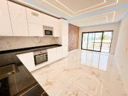 Apartamento T3 renovado com vista mar e garagem em...