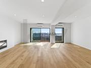 Apartamento T3 renovado com vista Rio no Restelo, Lisboa