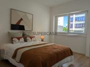Apartamento T3 renovado Estrada de Benfica