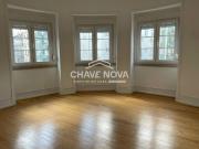 Apartamento T3 Renovado na Rua Tomás da Anunciação, na...