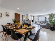 Apartamento T3 situado a 300 m da praia dos Olhos de...