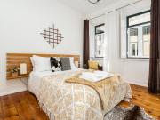 Apartamento T3 totalmente remodelado a 2 passos da...