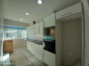 Apartamento T3 Totalmente Remodelado no Cacm situado num...