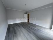 Apartamento T3 totalmente remodelado, que combina...