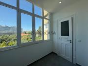 Apartamento T3 totalmente remodelado situado nas...