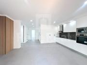 Apartamento T3 totalmente renovado