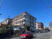 Apartamento T3 totalmente renovado inserido no 3º andar...