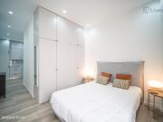 Apartamento T3 totalmente renovado, na baixa do Porto