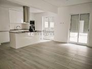 Apartamento T3 totalmente renovado no centro de Portimão...