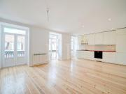 Apartamento T3 totalmente renovado no Chiado, Lisboa...