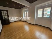 Apartamento T3 transformado em T2 com Quintal em Almada