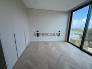 Apartamento T3 último piso com piscina