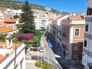 Apartamento T3 varanda centro de Sesimbra