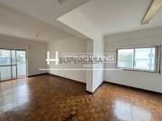 Apartamento T3 Venda em Mina de Água,Amadora