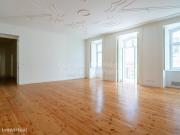 Apartamento T3 Venda na Estrela, Lisboa