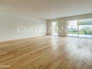 Apartamento T4+1 duplex com logradouro e estacionamento...