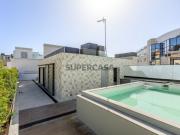 Apartamento T4+1 em condomínio, nas Avenidas Novas, Lisboa