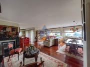 Apartamento T4+1, inserido no condomínio fechado...