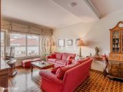Apartamento T4+1, penthouse, com garagem, em Lisboa
