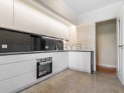 Apartamento T4+2 com logradouro no centro histórico de Braga