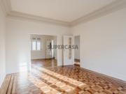 Apartamento T4+2, na Rua Rodrigo da Fonseca, Lisboa