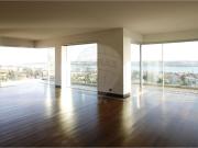 Apartamento T4 à venda em Torres do Restelo