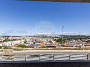 Apartamento T4 à venda em Estoril