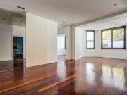 Apartamento T4 à venda em Parque Eduardo VII, São...