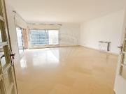 Apartamento T4, Algés, Linda a velha e Cruz Quebrada...