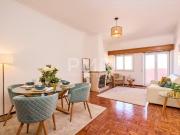 Apartamento T4 c/estacionamento e arrecadação junto ao...