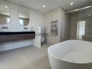 Apartamento T4 com 3 Suites | Terraços | Varanda |...