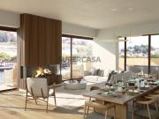 Apartamento T4 com área exterior no mais recente...