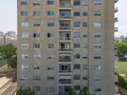 Apartamento T4 com Arrecadao e Garagem Rua Alves Redol,...