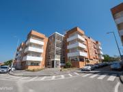Apartamento T4 com garagem