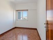 Apartamento T4 com garagem em Campolide, nas Amoreiras