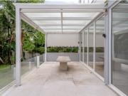 Apartamento T4 com garagem, na Avenida de Berna, Lisboa