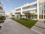 Apartamento T4 com garagem, no River Houses, em Belém,...