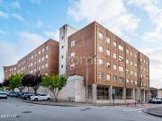 Apartamento T4 com lug. garagem e arrumos Monte dos Burgos
