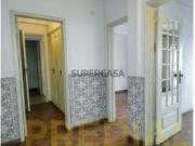 Apartamento T4 com marquise e lavandaria, Lumiar Lisboa