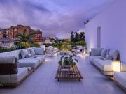 Apartamento T4 com terraço, 3 lugares de estacionamento...