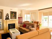 Apartamento T4 com Terraço e 4 frentes em Canidelo