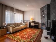 Apartamento T4 com terraço, no centro de Aveiro!
