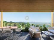 Apartamento T4 com varanda