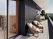 Apartamento T4 com varanda e estacionamento no Campo Grande